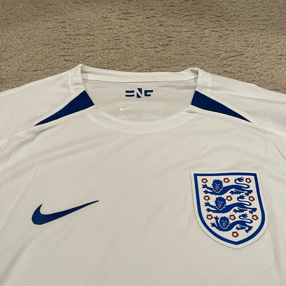 Nike England Home Jersey 2023 men size L NWT - Picture 2 of 6